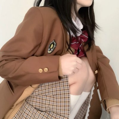 他的模样